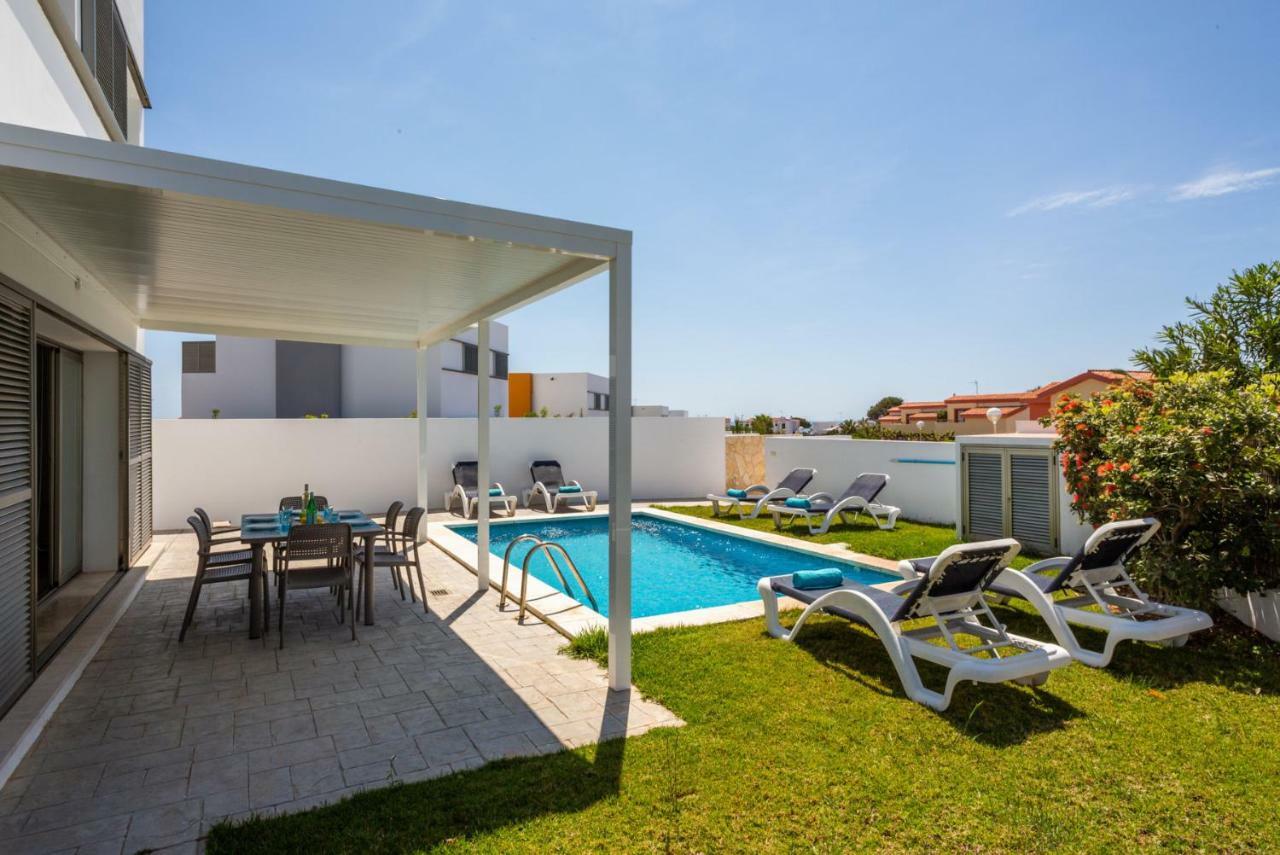 Villa 26 Cala'N Bosch  Exterior photo